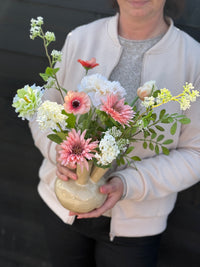 Toetervaas M gevuld met zijdenbloemen