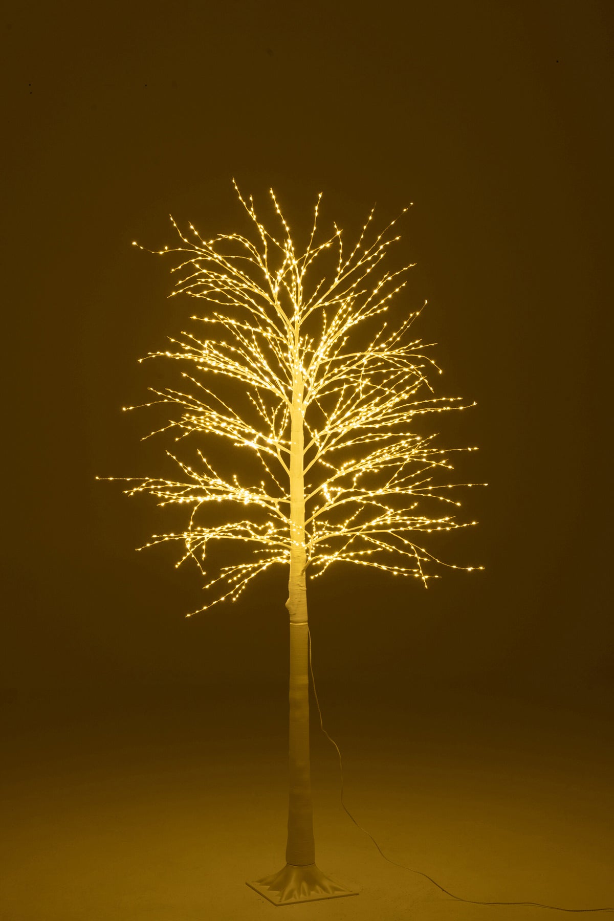 Tree 2000 Led Plastic White Medium