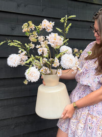 Speciale aanbieding ~ Vaas inclusief Zijdenboeket Ivory garden