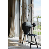 Ornament op voet papaver 28x8,5x45 cm zwart