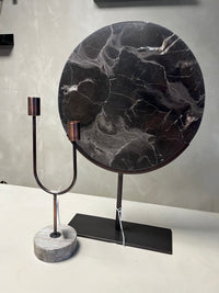 Ornament op voet 35x10x51,5 cm donker bruin marmer