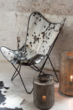 Afbeelding in Gallery-weergave laden, Lounge Chair Cowhide/Metal White/Black
