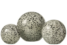 Afbeelding in Gallery-weergave laden, Paperweight Spots Glass White/Grey Large
