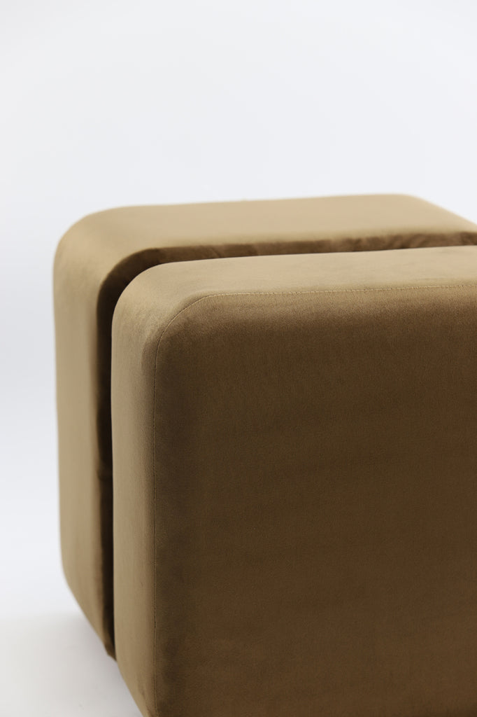 Pouf 40x40x42,5 cm PIAZZA velvet brown
