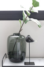 Afbeelding in Gallery-weergave laden, Vase Cleo Glass Grey Small
