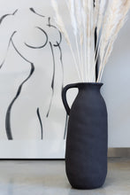 Afbeelding in Gallery-weergave laden, Vase Jug Ceramic Black Large
