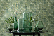 Afbeelding in Gallery-weergave laden, Vase Orb Irregular Glass Green

