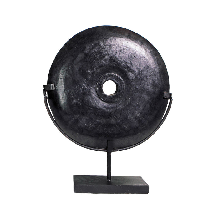 De Black River Stone op standaard - L