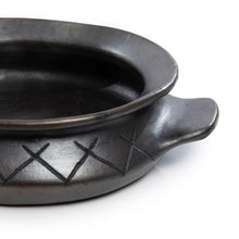 Afbeelding in Gallery-weergave laden, De Burned Ovale Pot Met Patroon En Handvaten - Zwart
