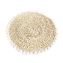 Afbeelding in Gallery-weergave laden, De Zeegras Shell Pan Coaster - Naturel
