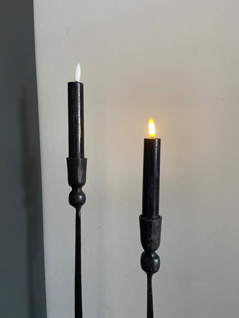 Medium ledkaars zwart