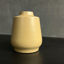 Afbeelding in Gallery-weergave laden, Vase Cannes clay
