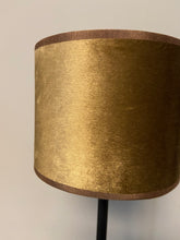 Afbeelding in Gallery-weergave laden, Cilinderkap 15cm 2010 gold
